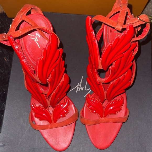 Giuseppe Red Wing Heels - Picture 2 of 6